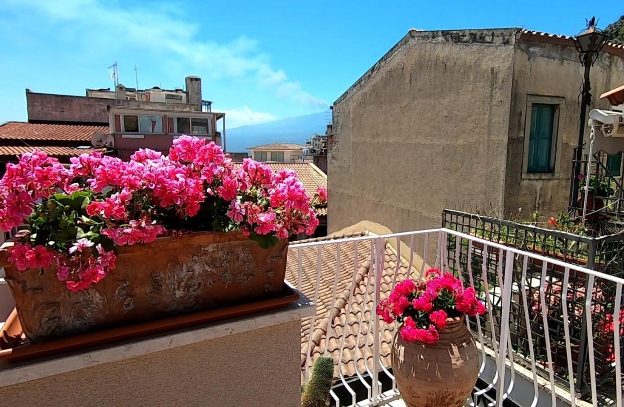 Taormina Apartments "Casa Di Anna" Kültér fotó