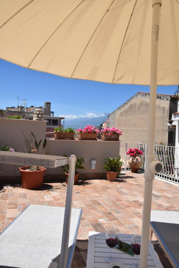 Taormina Apartments "Casa Di Anna" Kültér fotó